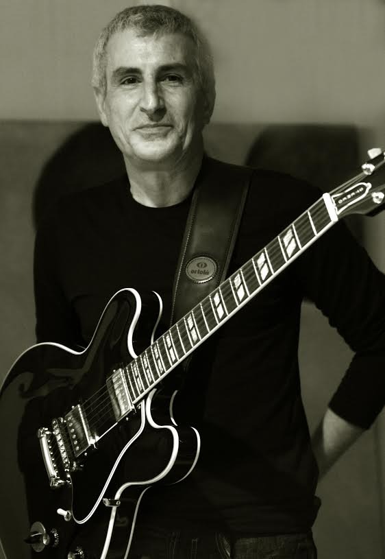 Joan Soler con su Gibson ES-345