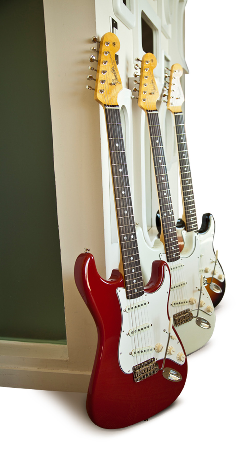 Agotamiento entrega Sociable Fender Stratocaster 65 American Vintage - Cutaway Guitar Magazine