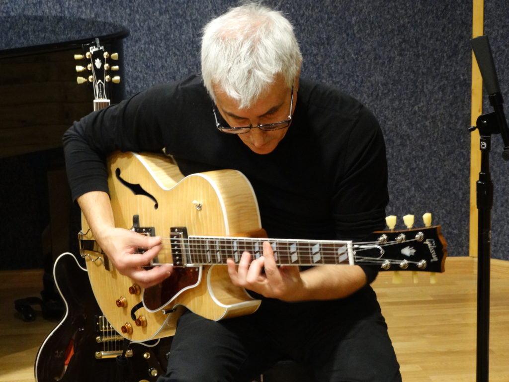 Joan Soler on Gibson