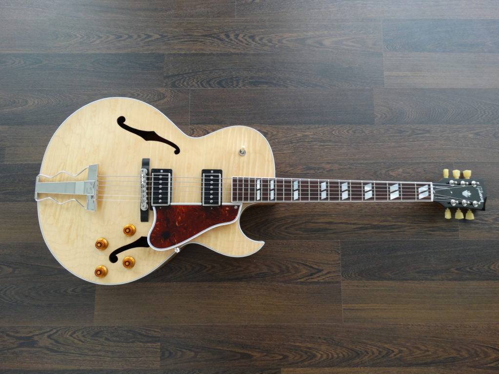Gibson ES 175 front