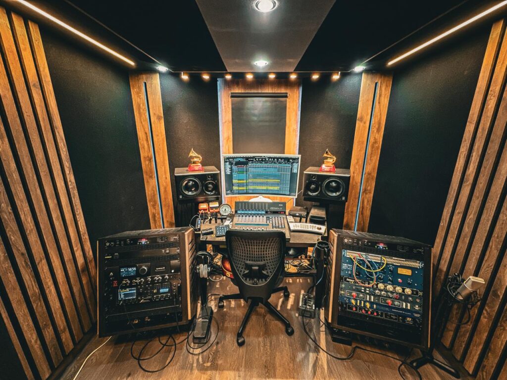 Daniel Uribe, equipo