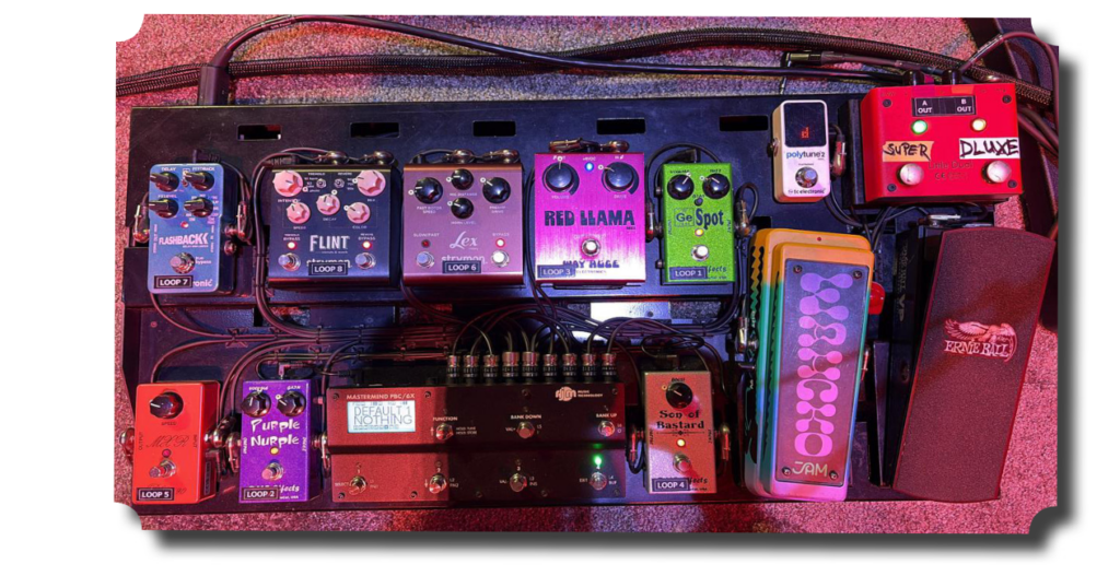 Pedalera de directo de Nico con The Black Crowes